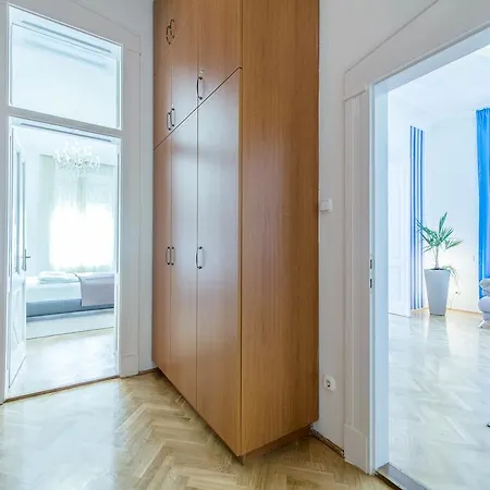 Apartment Spirit Nador Ter