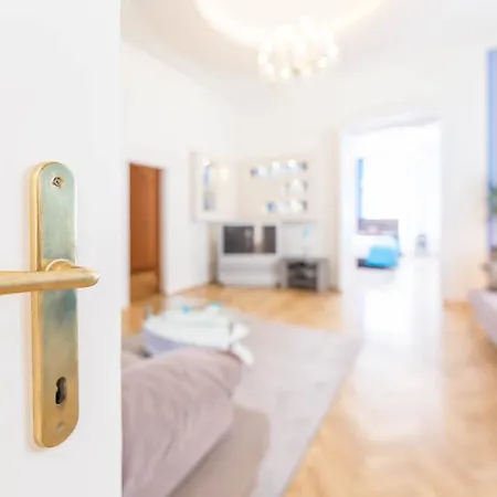 Apartment Spirit Nador Ter Budapest